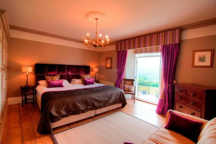 Mistral Hotel