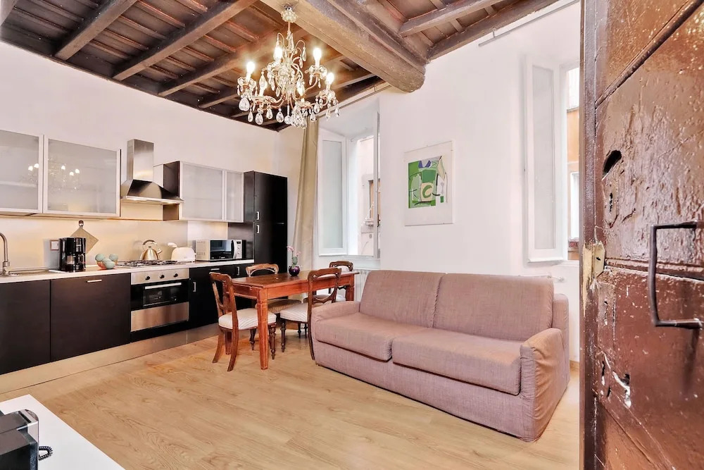 Rome Accommodation Altemps