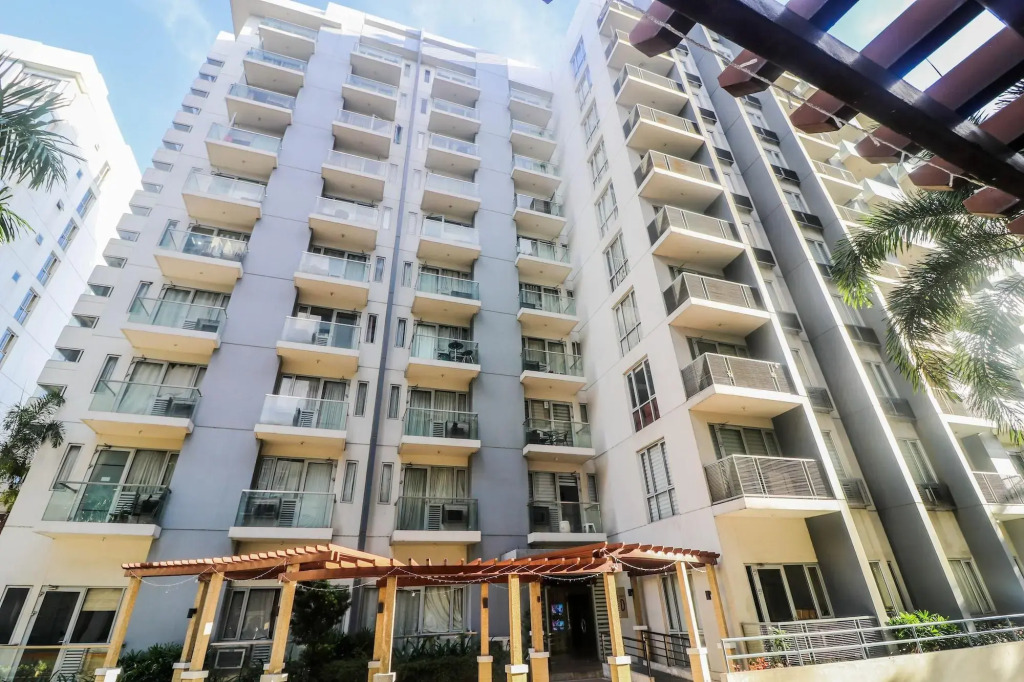 PRS at One Palm Tree Villa near T3 Airport