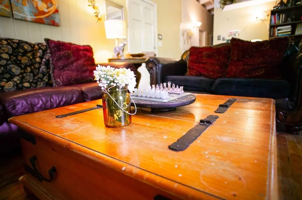 Sun And Moon Hostel