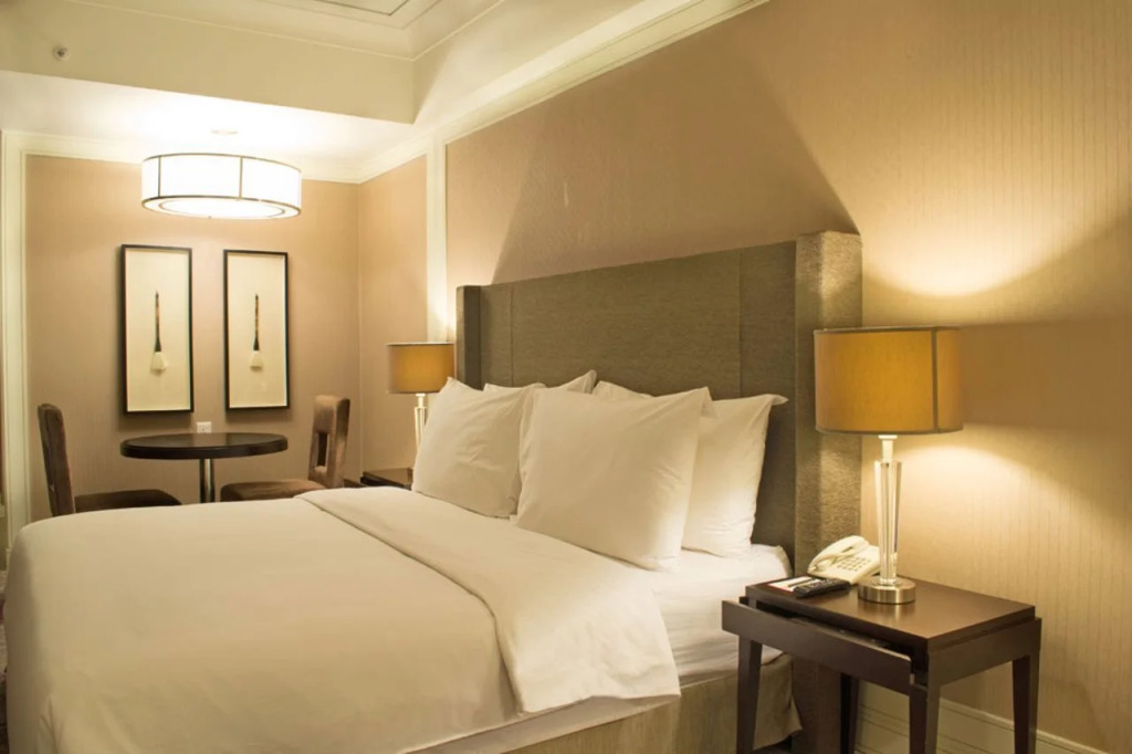 I Hotel Batam