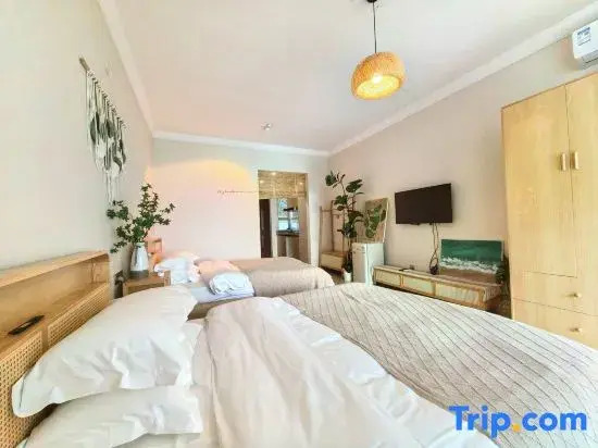 Ou Wei·Xinghai Secret Realm B&B (Yangxi Shapawan Rongsheng Yuhaiwan Store)