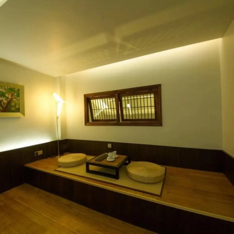 Floral Hotel Fenghuang Molan Riverview