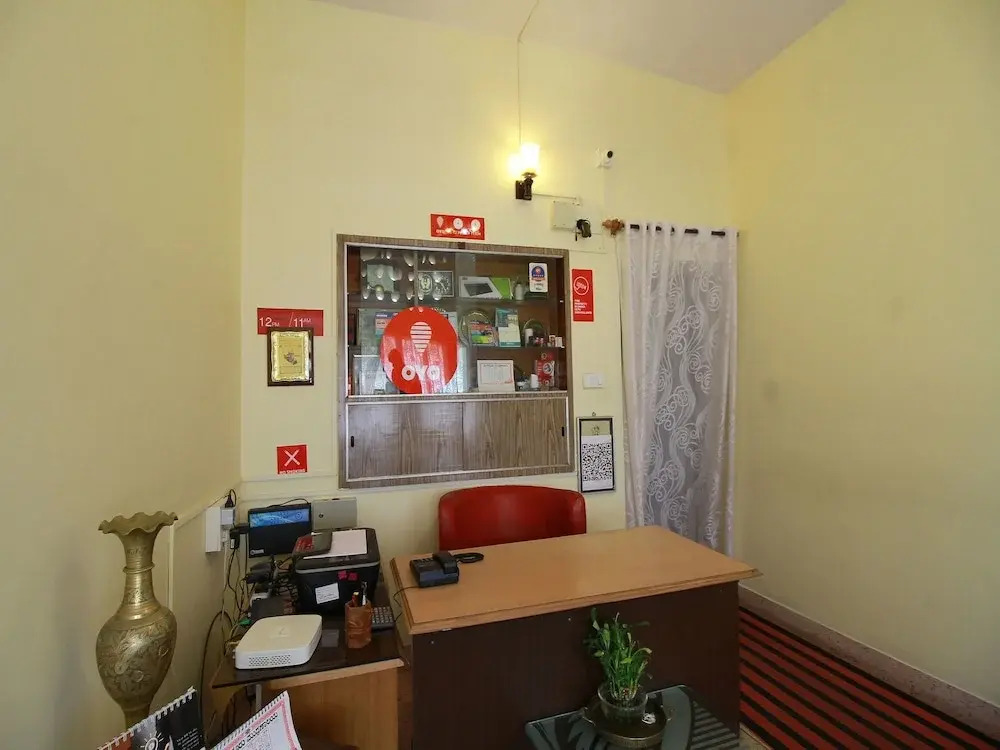 OYO 4303 Flora Home Stay