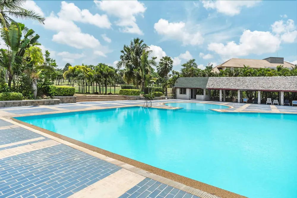 The Emerald Harbor Rayong by Favstay