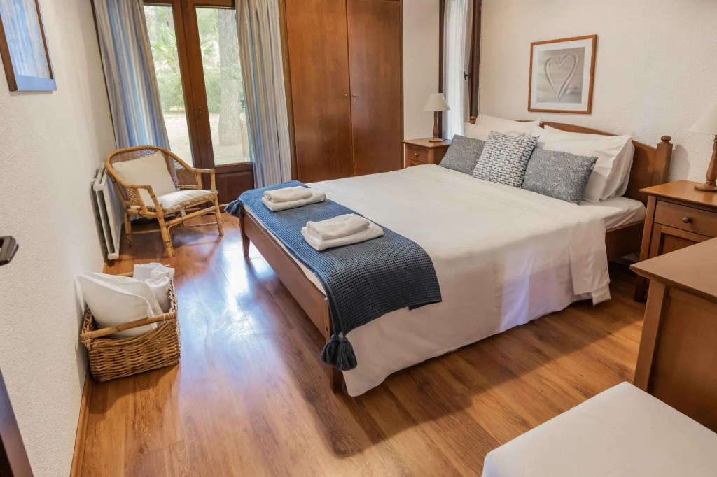 Sani Seaside Luxury - Thalia Pool Retreat