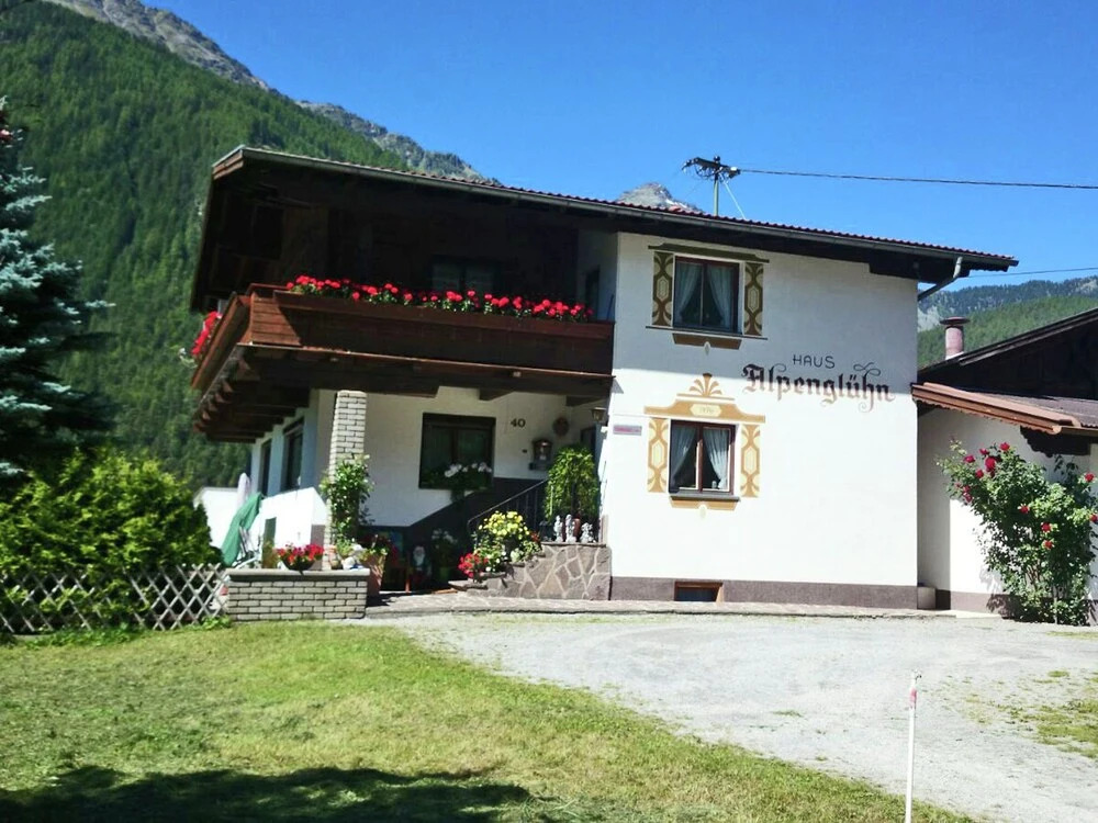 Spacious Apartment In Längenfeld near Ski Area