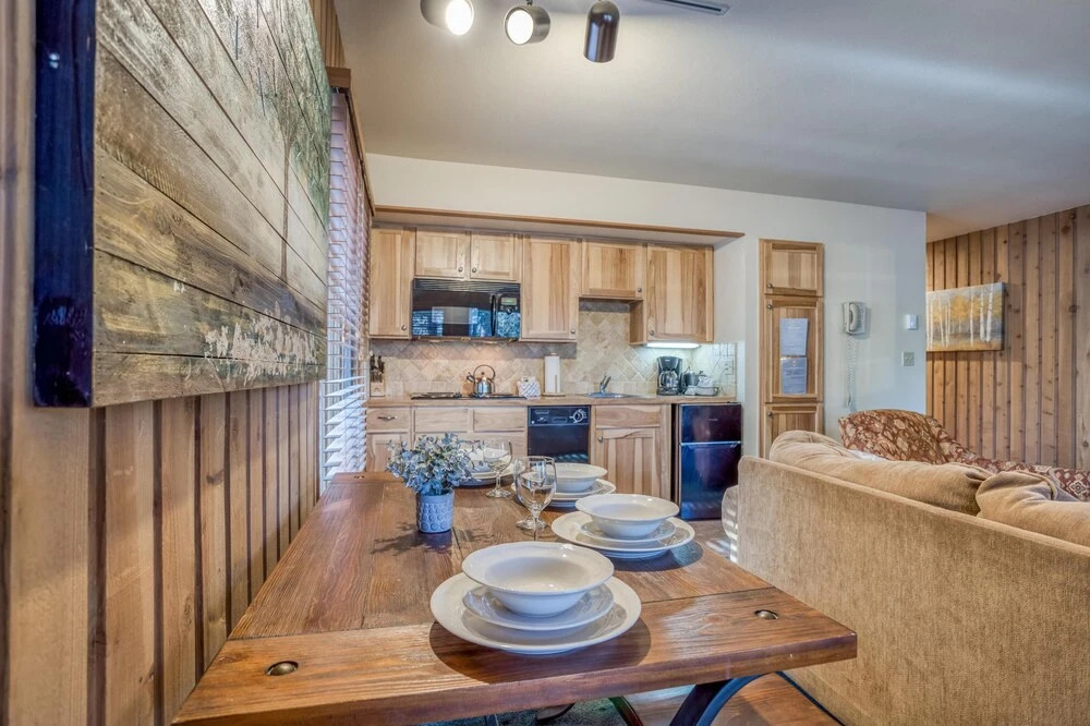 Ski House 148