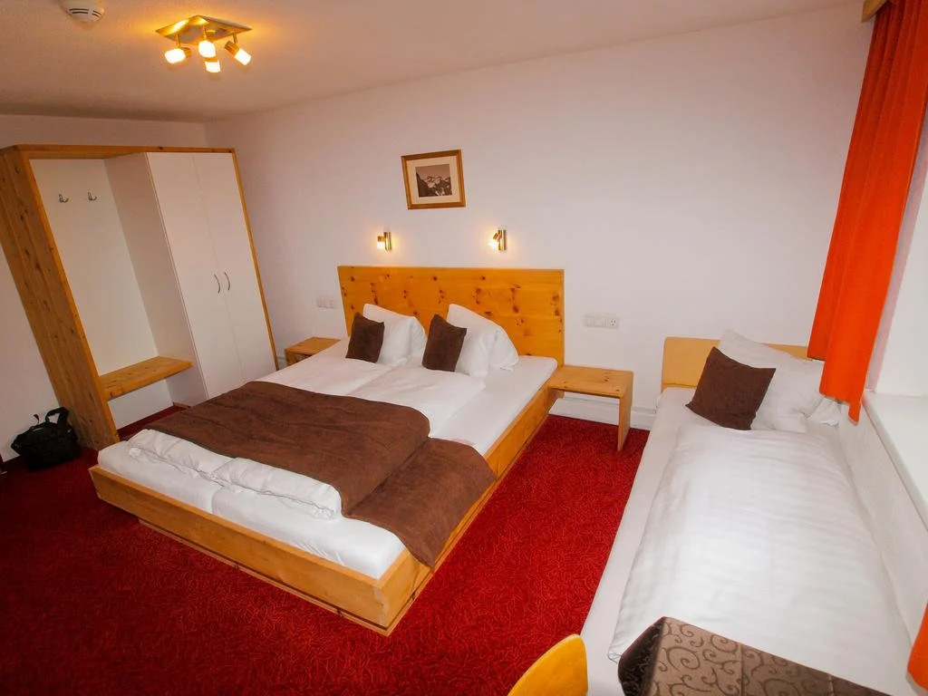 Berghotel-Gasthof Gstrein