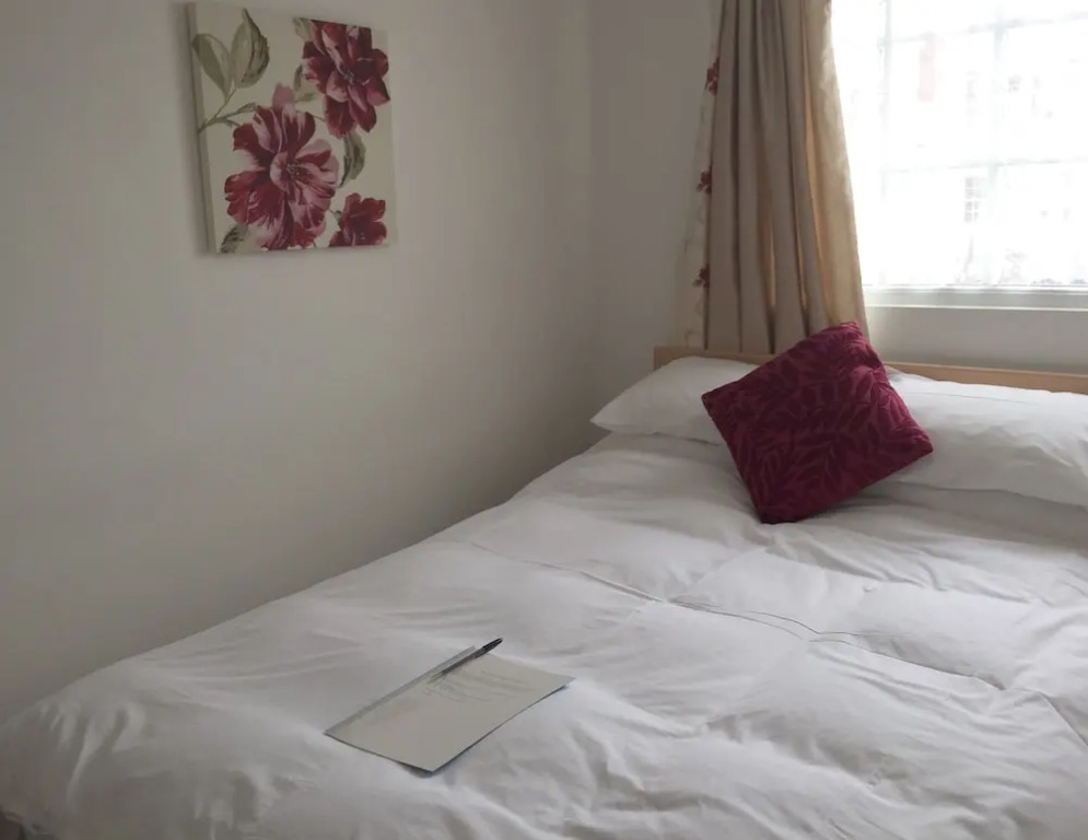 Whitecliff Guest House