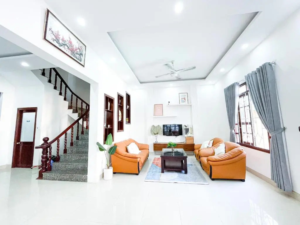 Lavie House 2 - 8B Lạc Long Quân
