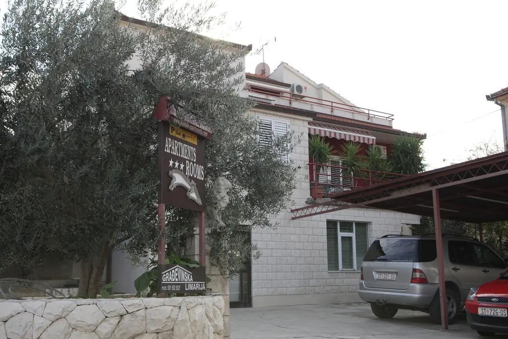 Apartments Kudelik