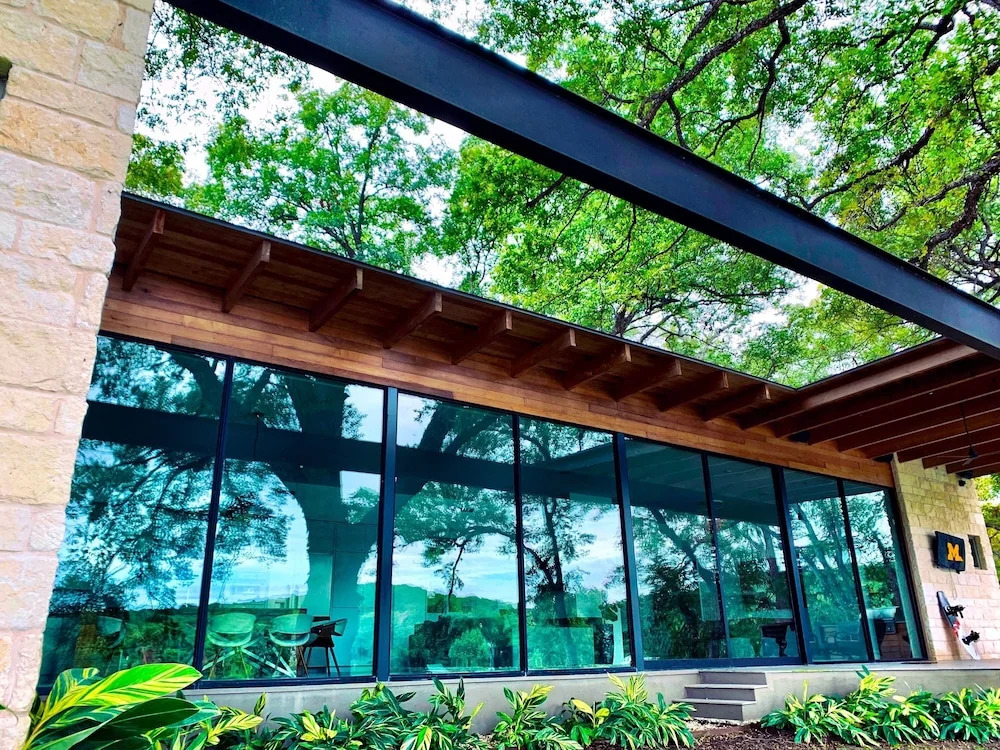 The Arrive Stillwater Estate On Lake Austin 3 Bedroom Estate