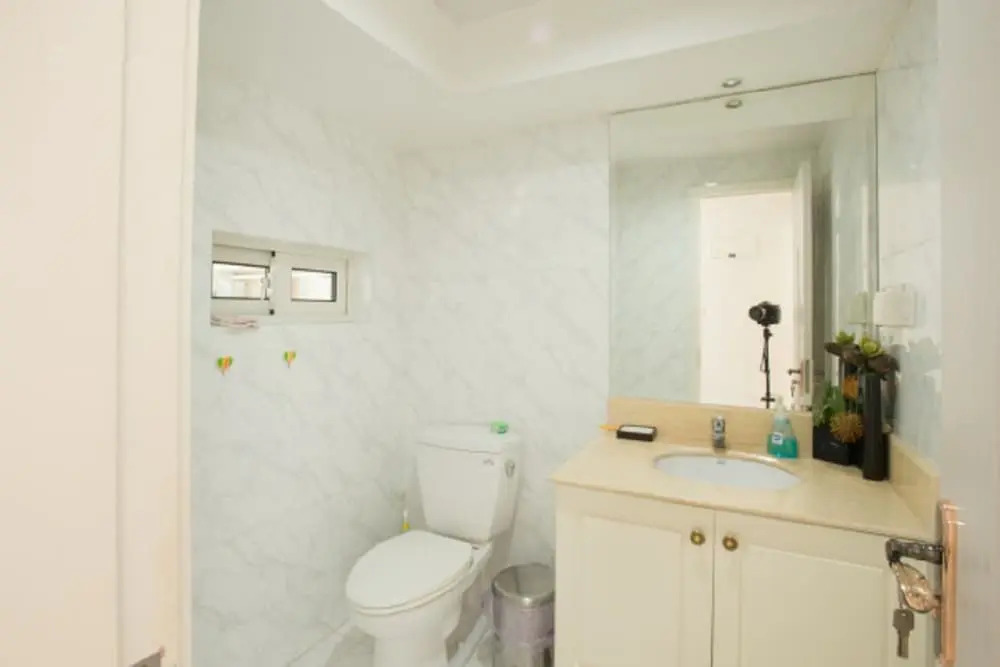 Jhouse Hongqiao Overlay Villa