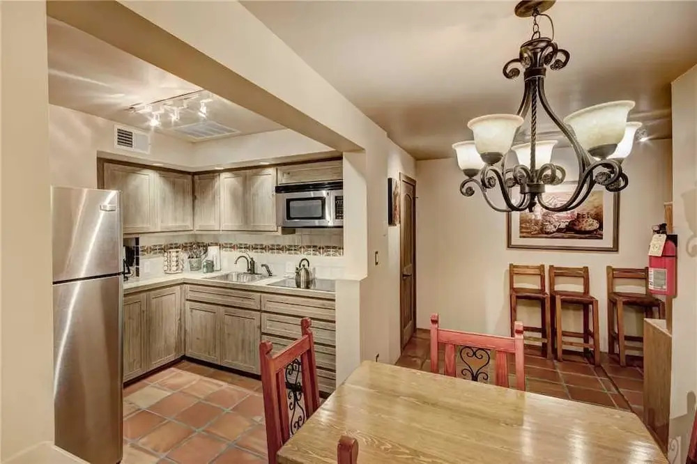 Plaza Splendor - Three Bedroom Home