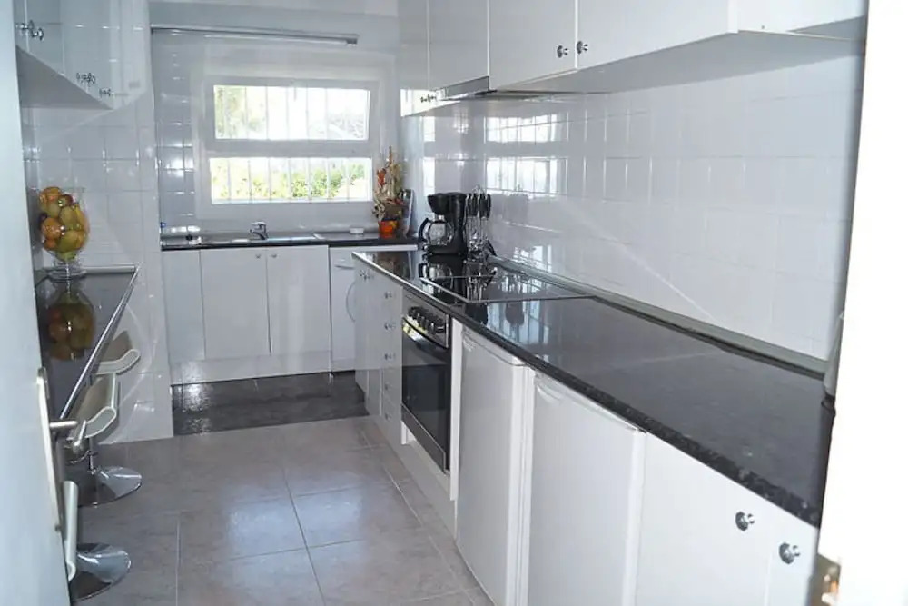 House - 2 Bedrooms with Pool, WiFi and Sea views - 107934