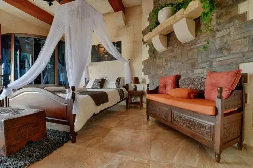 Ta Tumasa Farmhouse