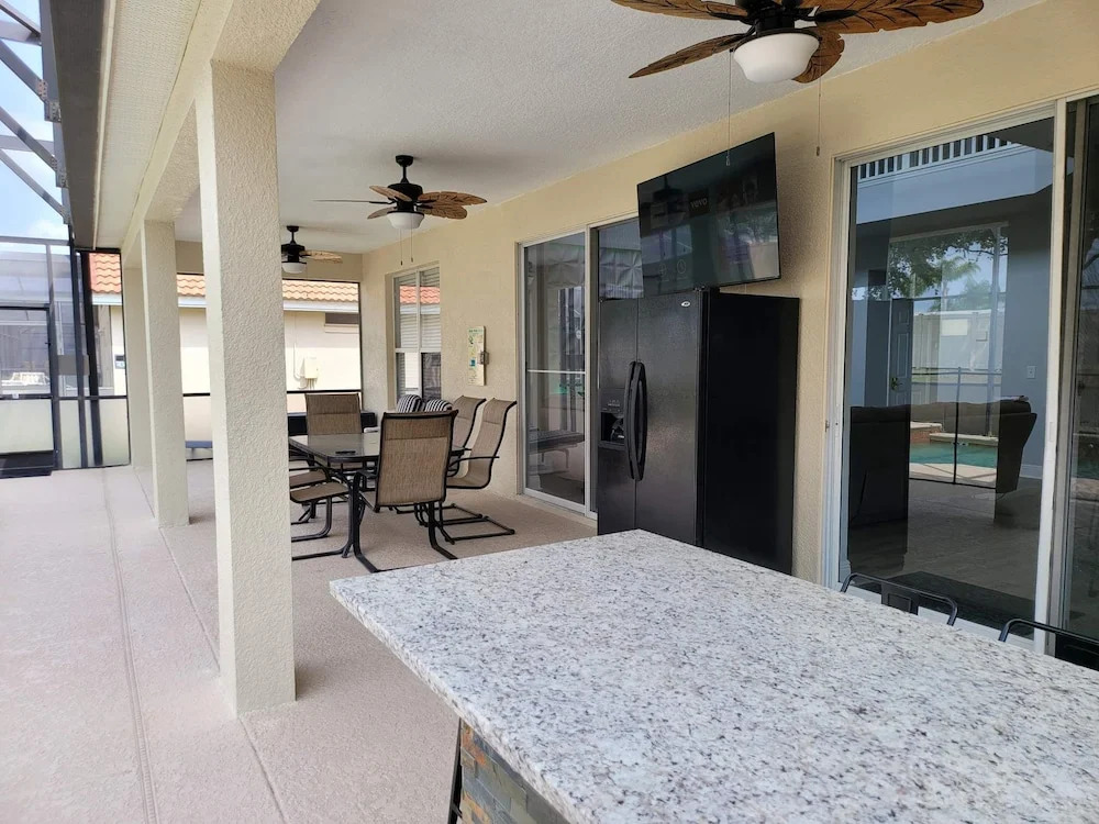 SOL1520SC 6 Bed Solana Holiday Villa home