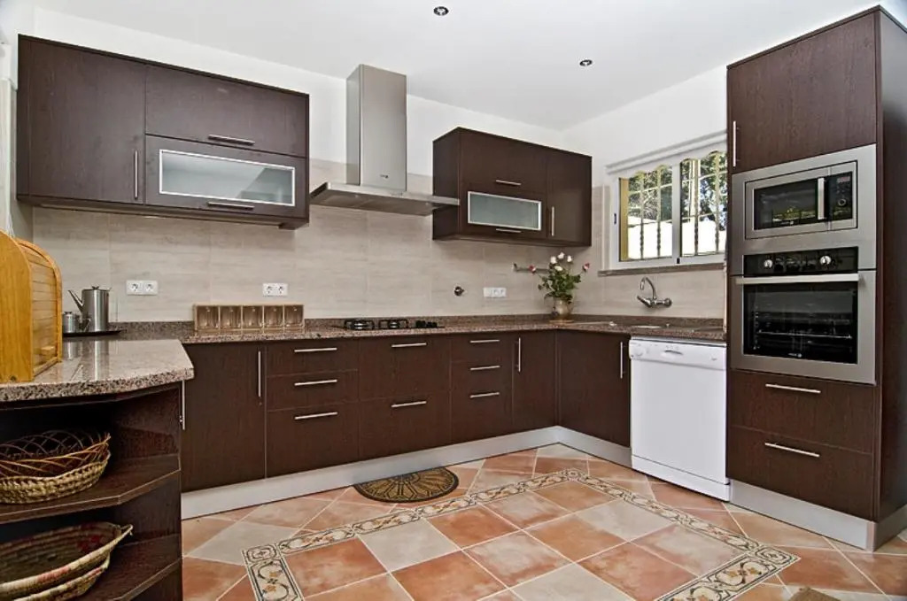 607 Villa Lorena