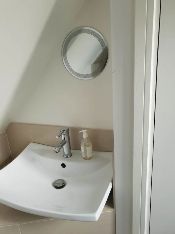 Stylish Home Central Windsor-Walk 2 All The Sights - By Tempstay