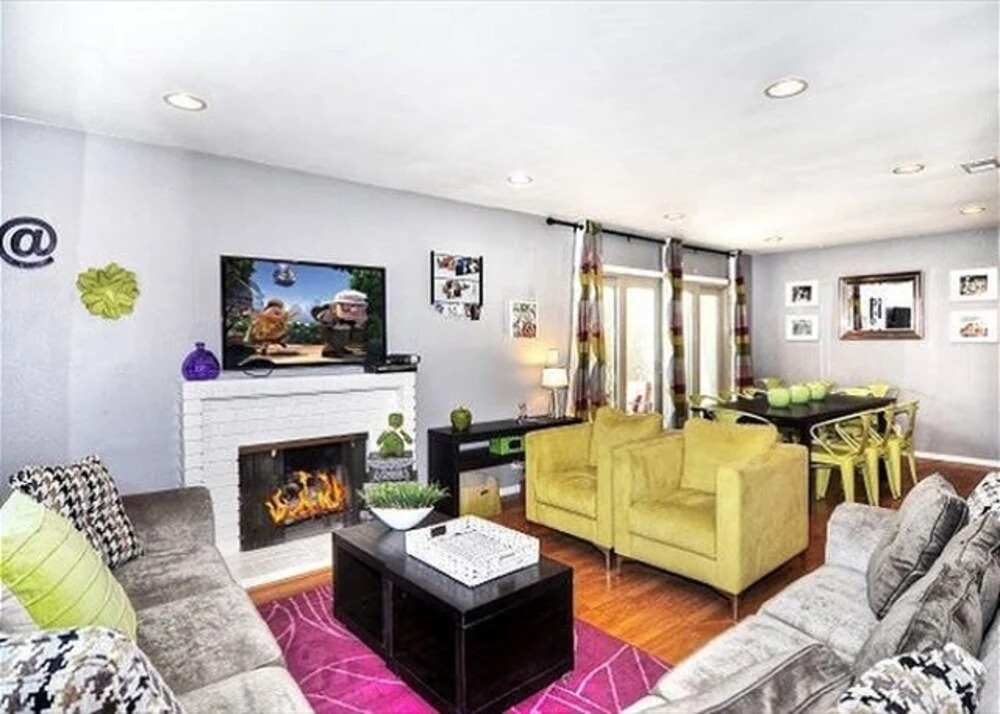 Mad Hatter 3 Bedrooms 2.5 Bathrooms Condo