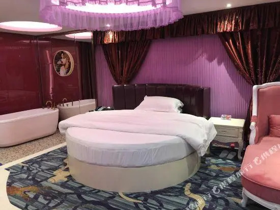 365 Siji Hotel