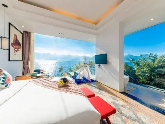 Sea Light Seascape Resort Hotel (Dali Yixi · Harbor Hotel)