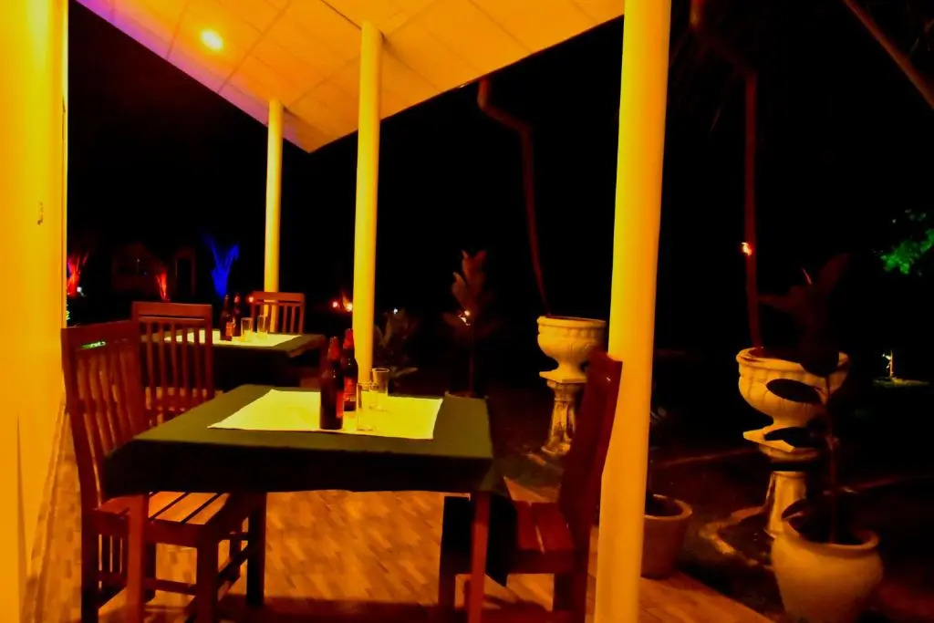 Little Ele Safari Lodge