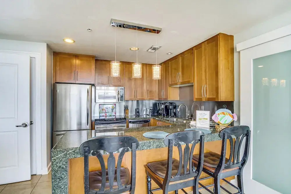 Beachside Biloxi Club Condo: Balcony w/ Ocean View