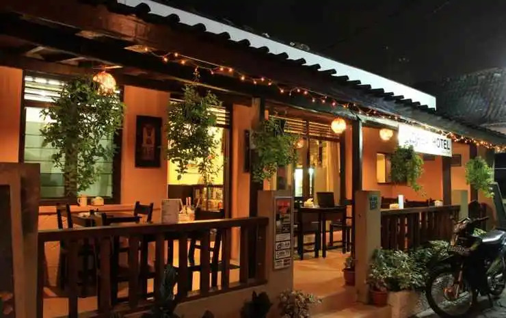 Andrea Hotel