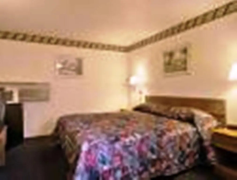 Studio 6 Suites Madera, CA Yosemite