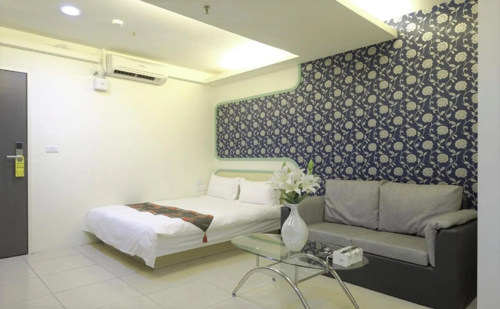 Lyu Jie Business Hotel