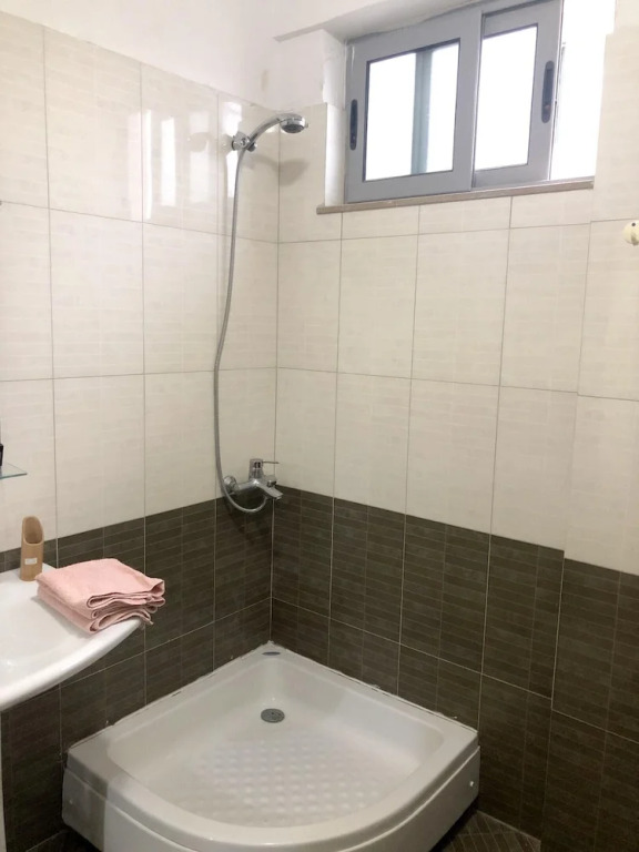 Apartment With one Bedroom in Durrës, With Wonderful sea View and Furnished Terrace - Near the Beach