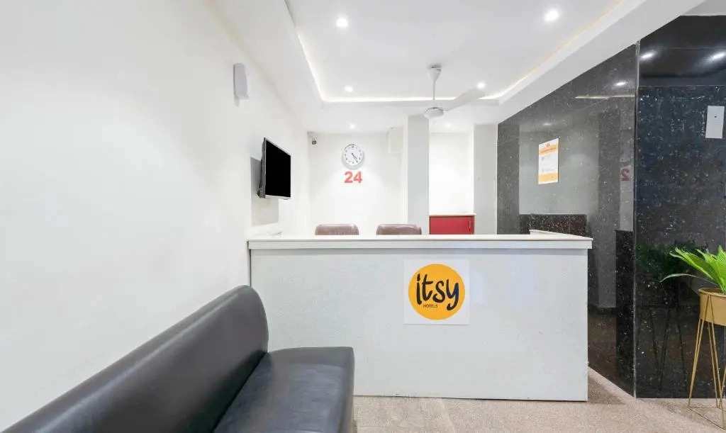 Itsy Hotels Svaruchi Inn