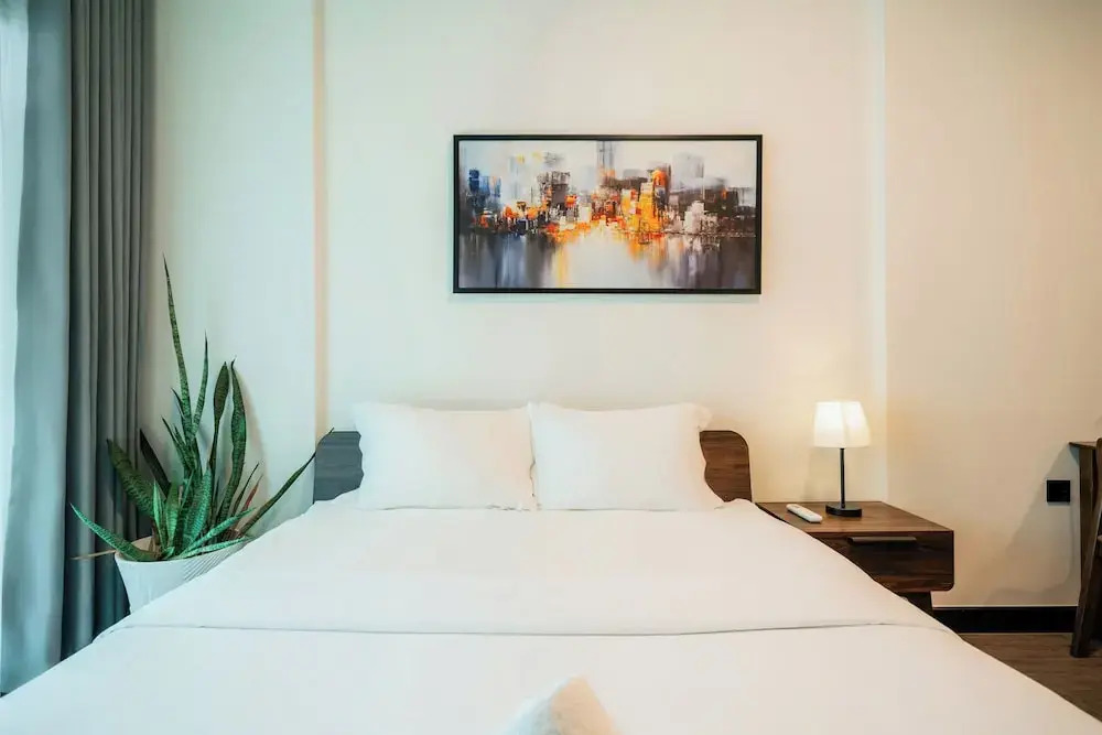 DE LA SOL Premier Residence