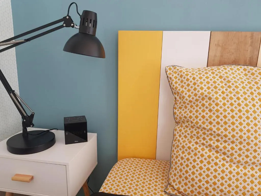 Studio privatisé avec terrasse dans maison de charme angevine