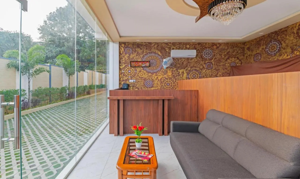 Itsy Hotels Kurinji Stay Inn With Swimming Pool