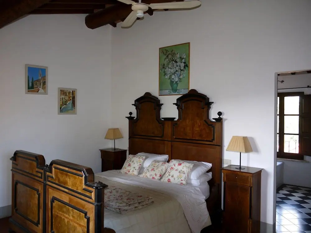 Countryside Privacy & Views, but Within a Medieval Tuscan Village