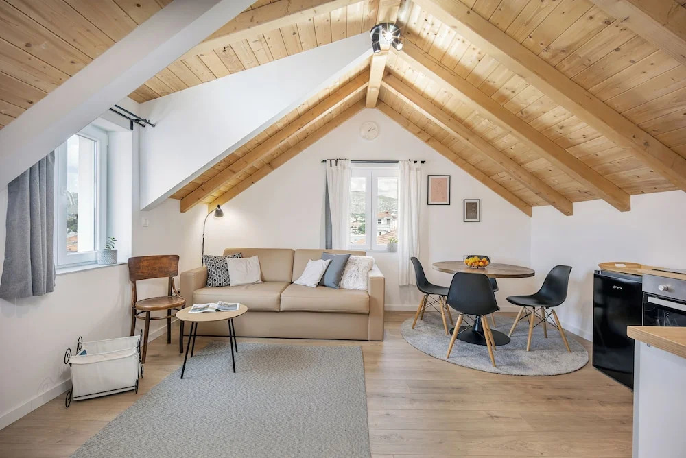 Studio apartments Yucca 2min to the sea