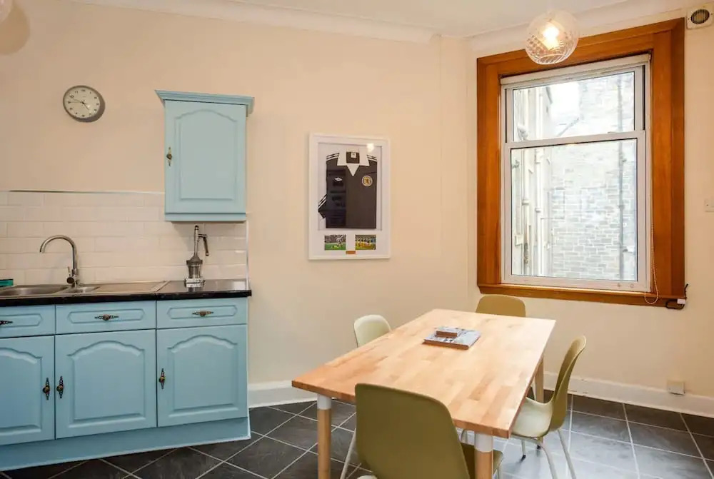 Modern Trinity Apartment In Good Location