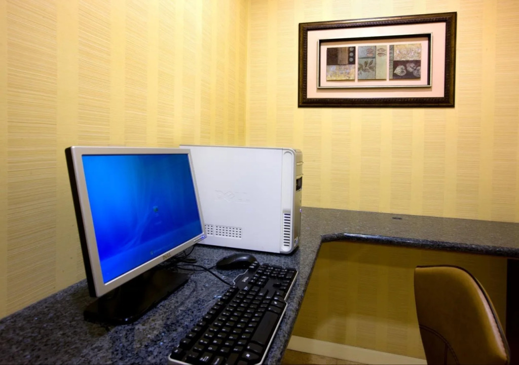 Hotel Q New York