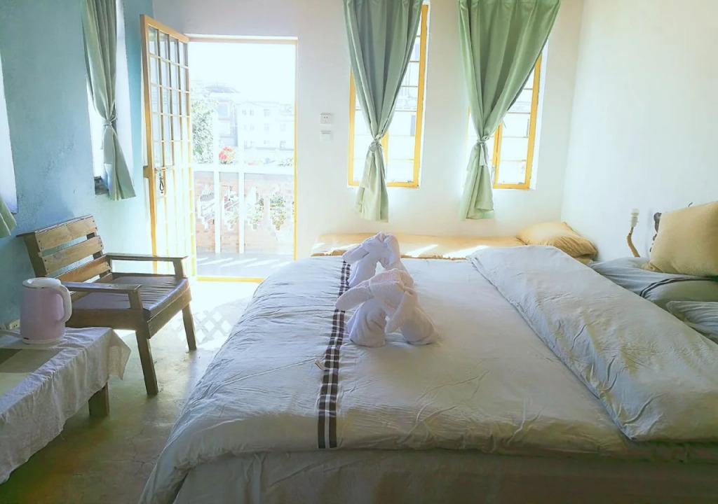 1975 Chongyu Hostel