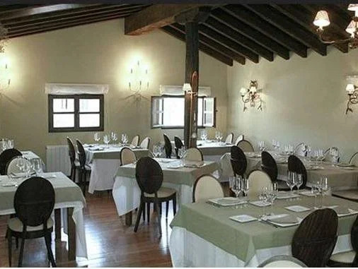 Posada Real Torre Berrueza
