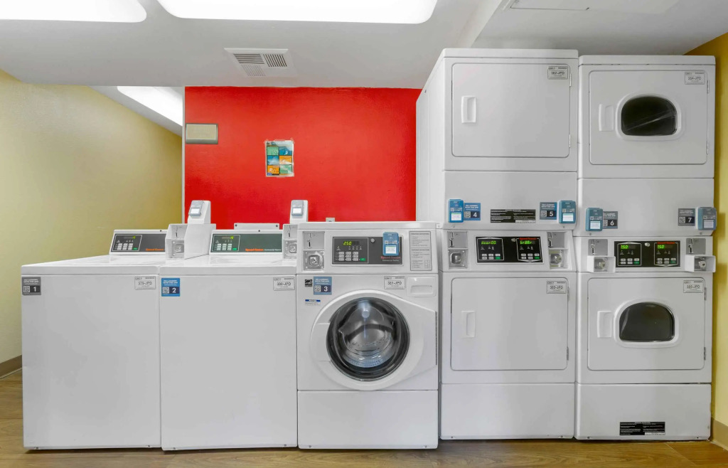Extended Stay America Select Suites - Phoenix - Airport - E Oak St