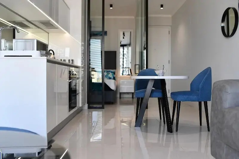 Executive Apartment at Ellipse Waterfall