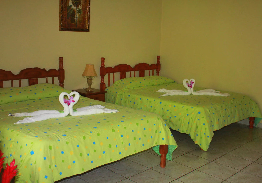Loma Real Hot Springs Bed & Breakfast