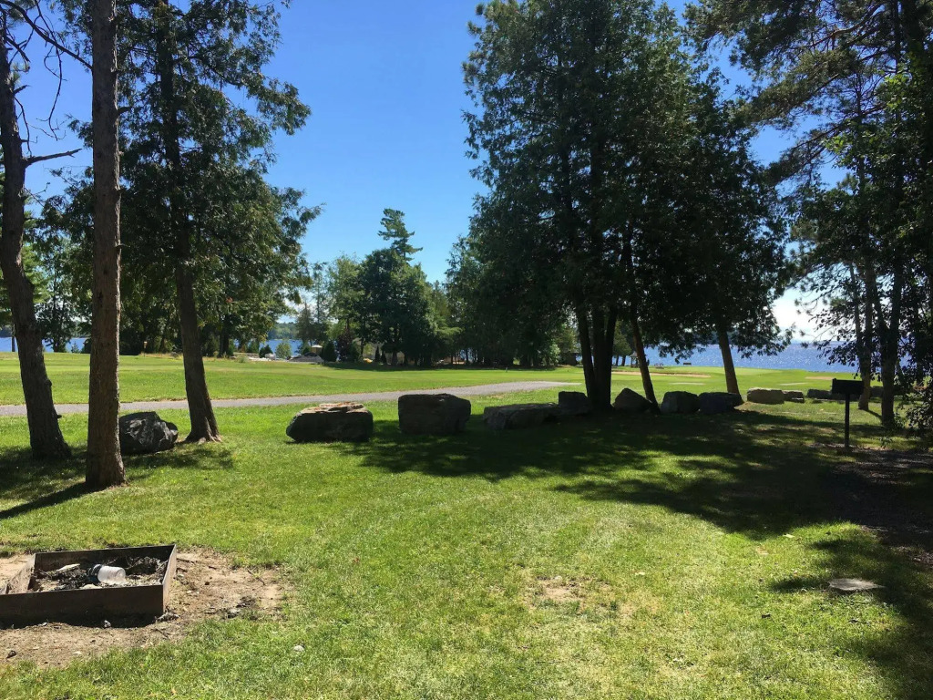 Bluff Point Golf Resort