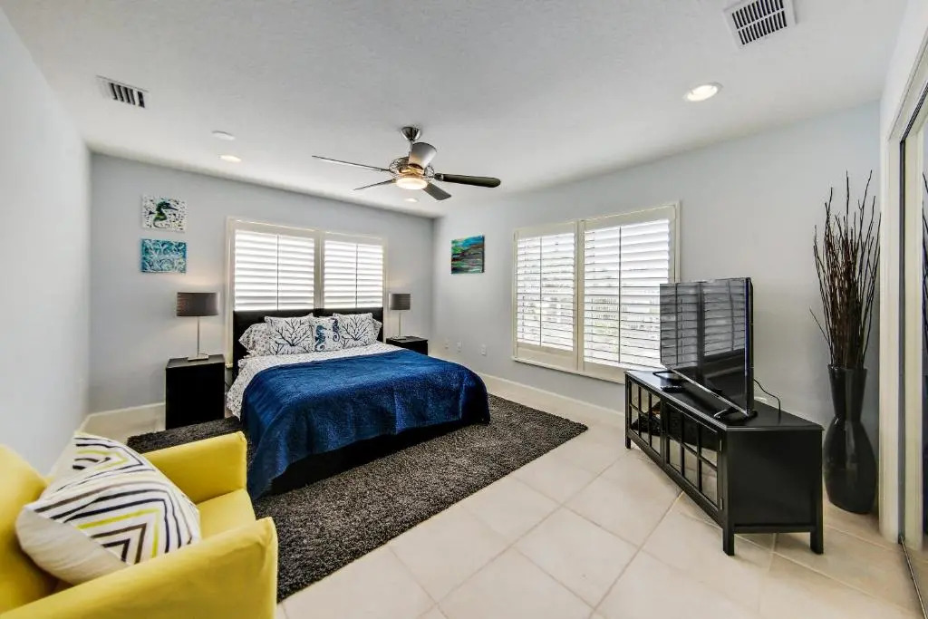 Oasis by the Sea Beach Front Community - Luxurious Pool Spa Home with Waterfall - Sleeps 10 - Come