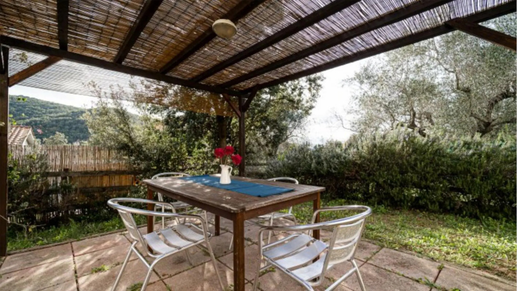 Two-room apartment 400 meters from the beach of Bagnaia-BILOCALE SALVIA