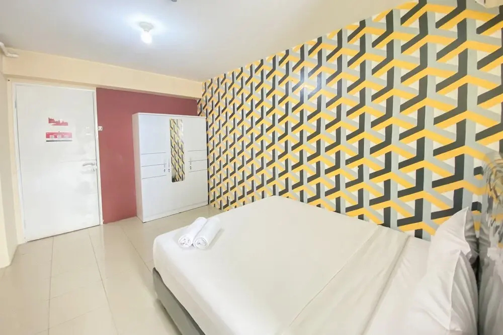 Fancy And Nice Studio At 18Th Floor Bassura City Apartment